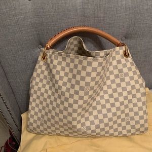 Louis Vuitton Artsy GM Authentic $2000